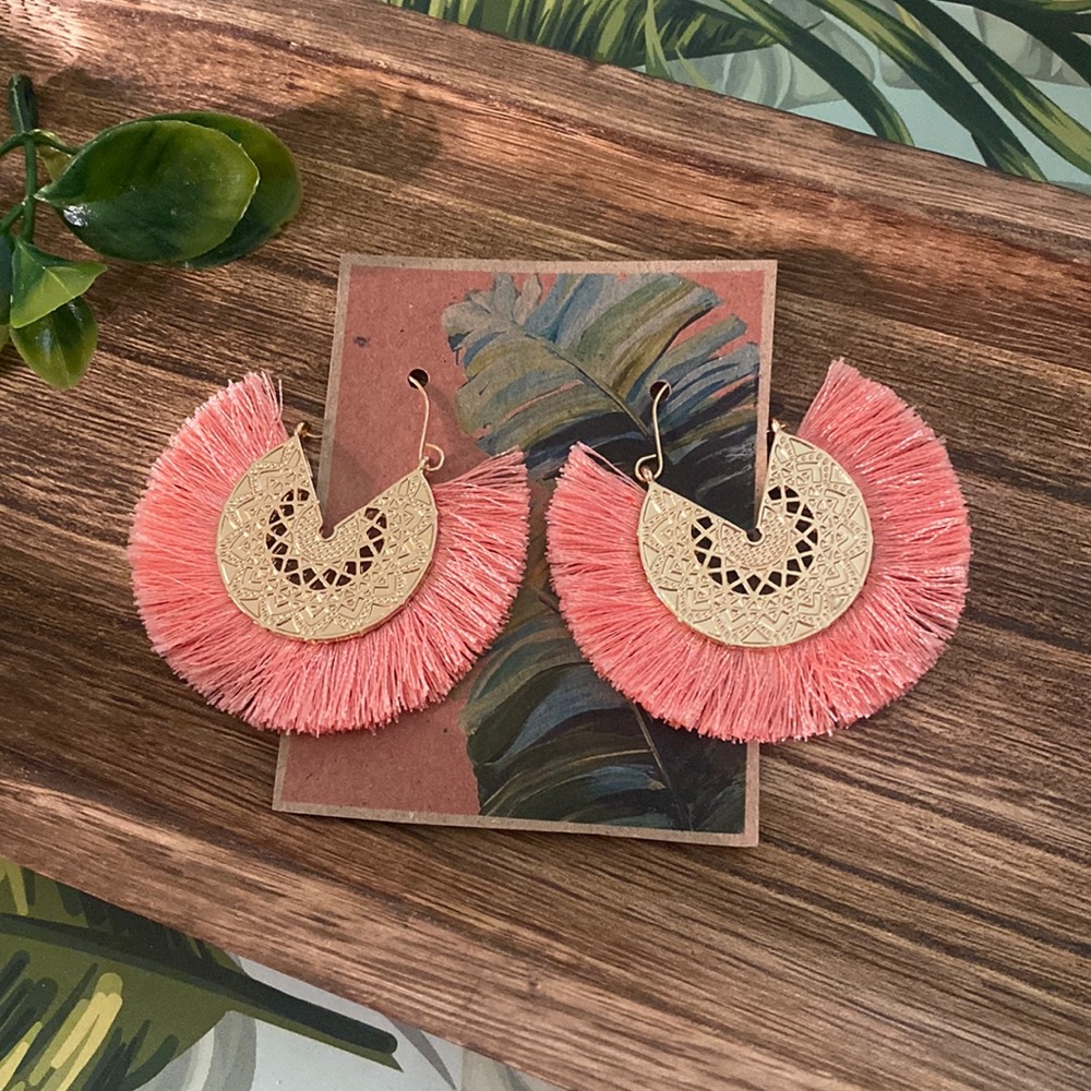 Gold with pink fringe pierced earrings